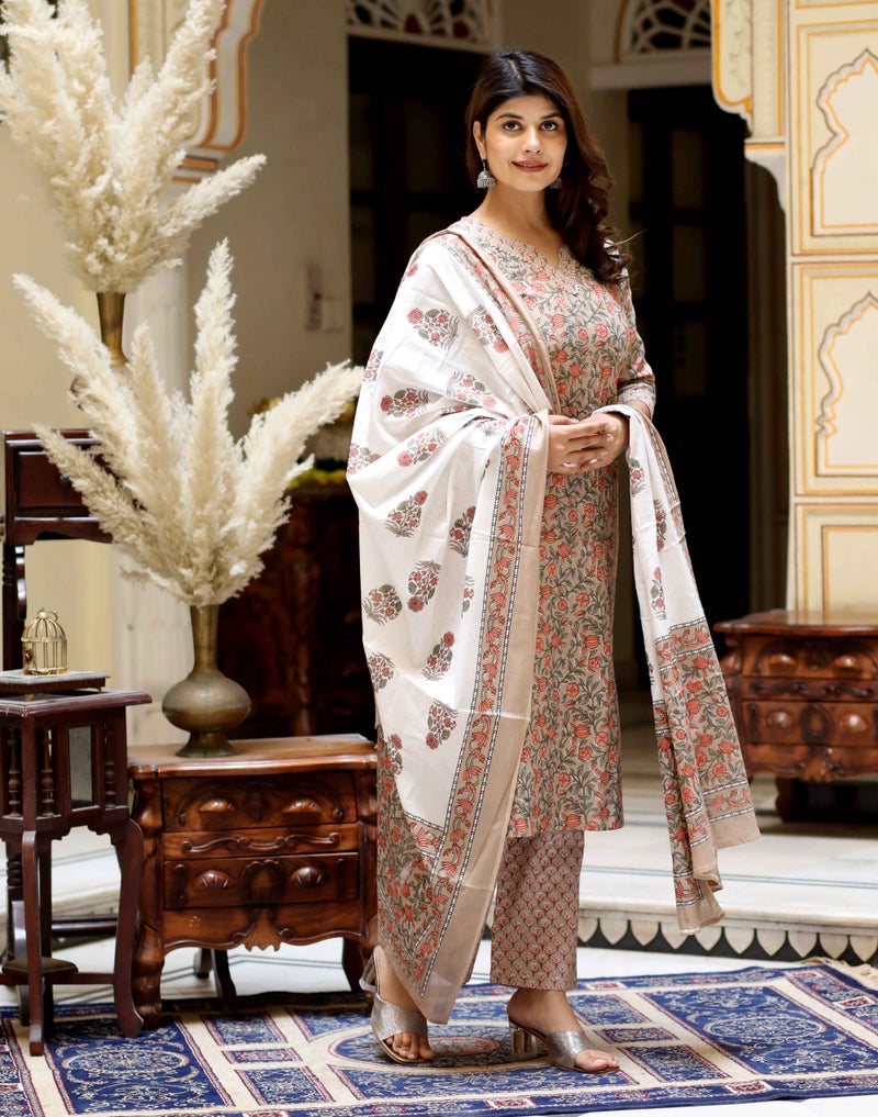 Miravan Women's Brown Floral Printed Kurta Set for Women - Image 5